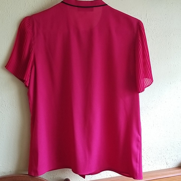 Karl Lagerfeld Blouse (Small Petite) - Picture 6 of 10